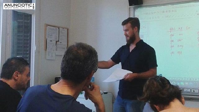 CURSO INGL&Eacute;S CON PROFESORES NATIVOS EN PR&Aacute;CTICAS