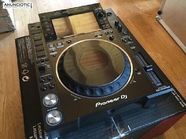 2 x PIONEER CDJ-2000NXS2  y 1 x DJM-900NXS2 DJ Mixer costó sólo $3000USD
