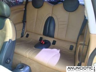 Mini Cooper Hatchback a 2600�