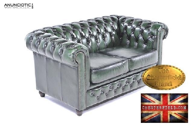 Sof&aacute; chester 2 asientos en cuero natural