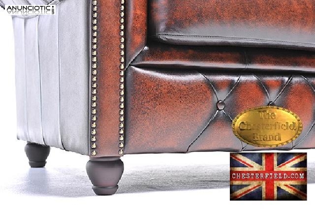 Sof&aacute; chester 3 asientos de cuero natural