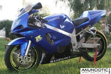 VENDO SUZUKI GSXR 600 INYECCI&Oacute;N, A&Ntilde;O 2001. &iexcl;EN PERFECTO ESTADO!