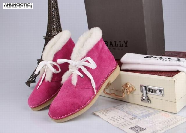  La compa&ntilde;&iacute;a vendi&oacute;: LV.GUCCI.Dior.Chanel. Zapatos de alta calidad.45euros 