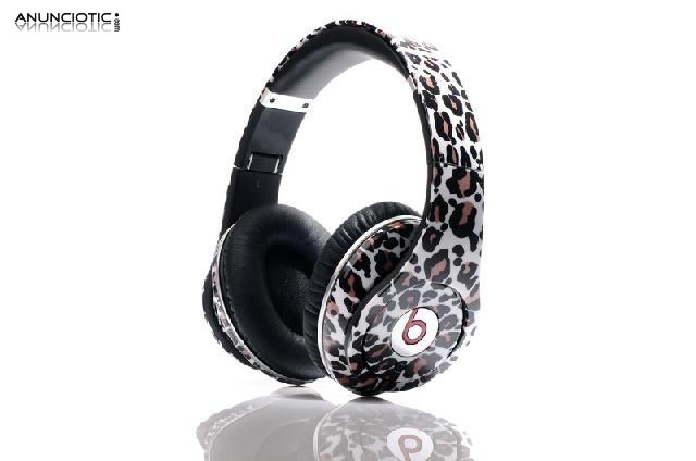  Nuestra empresa vende 1 directas: 1 Auriculares: MONSTRUO �55PRO.studio.MI