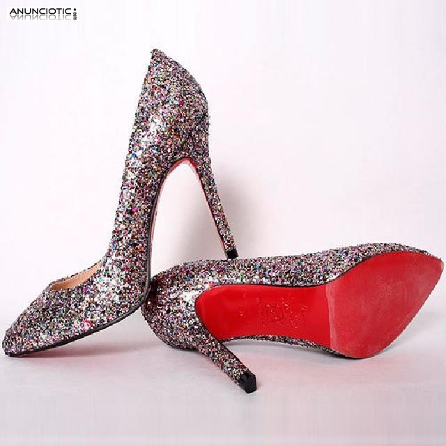  S&oacute;lo � 65, Chanel, Isabel Marant sandalias de Christian Louboutin de