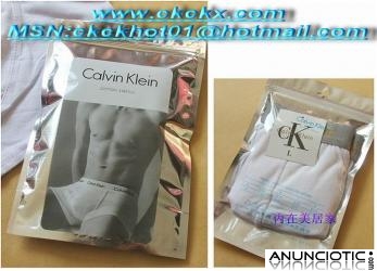 50 unidades de Calvin Klein boxeadores � 150