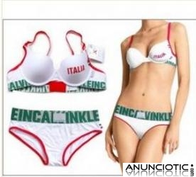 venta de ropa interior de Calvin Klein, Camiseta de f&uml;&sup2;tbol