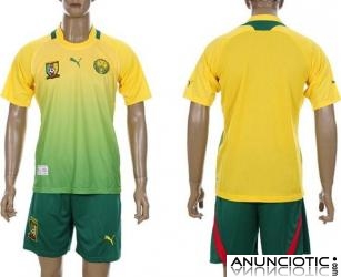 La nueva temporada de f&uml;&sup2;tbol camiseta del AC Milan y el Real Madrid 