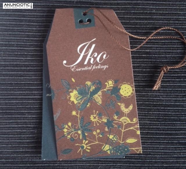 Etiquetas cart&oacute;n para camisetas personalizadas