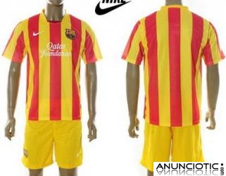 F&uml;&sup2;tbol de camiseta 2013 engranaje m&uml;&cent;s vendidos