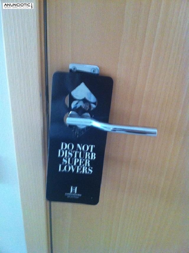 Alquilamos habitaci&oacute;n para escort en Barcelona