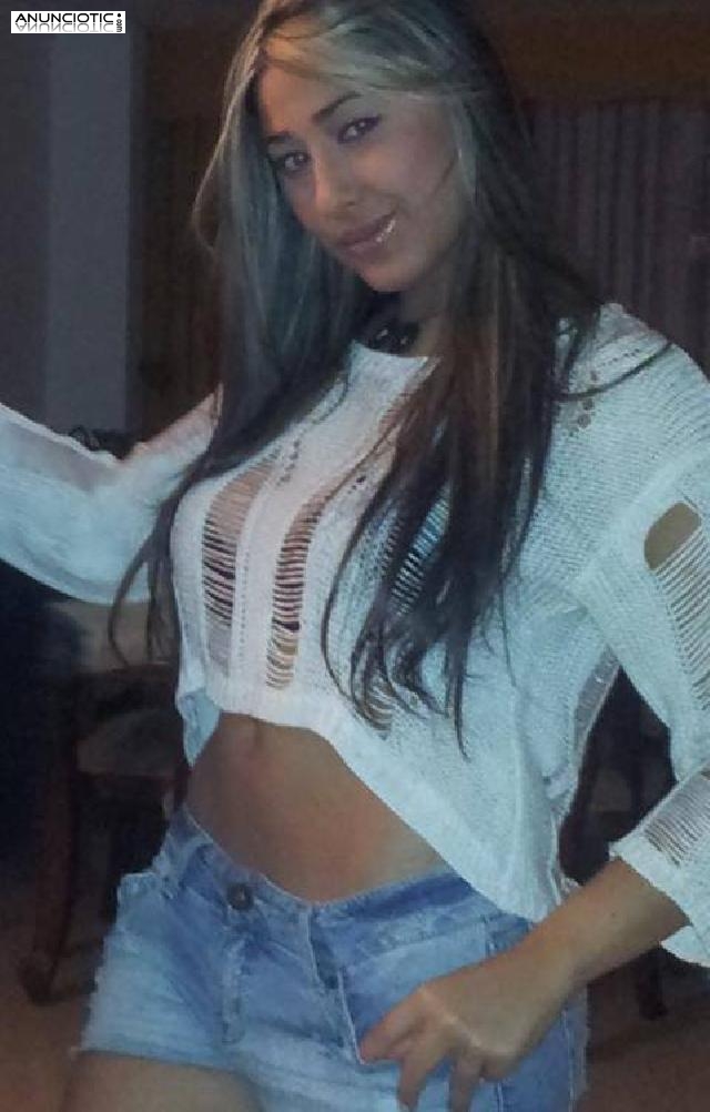 Hola te gustar&iacute;a pasar un rato agradable conmigo por webcam?