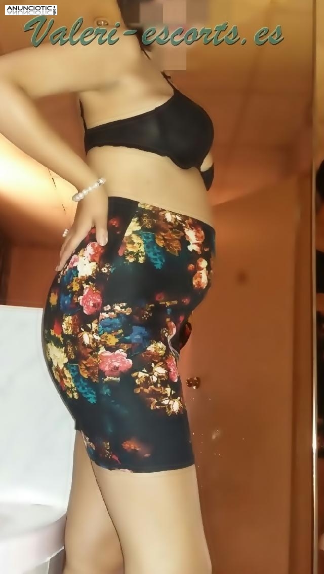 EMBARAZADA ESPA&Ntilde;OLA DE 6 MESES MUY CACHONDA TODO EL DIA