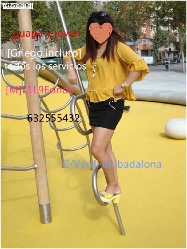 oriental chica muy 热爱 y 性感 en badalona del fondo