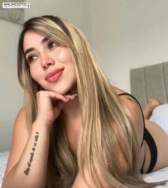 *_me encanta poner cachondos a los hombres_*