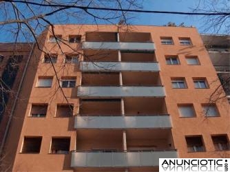 Reforma integral de pisos, tr&aacute;enos tu presupuesto y te garantizamos un descuento del 10 %