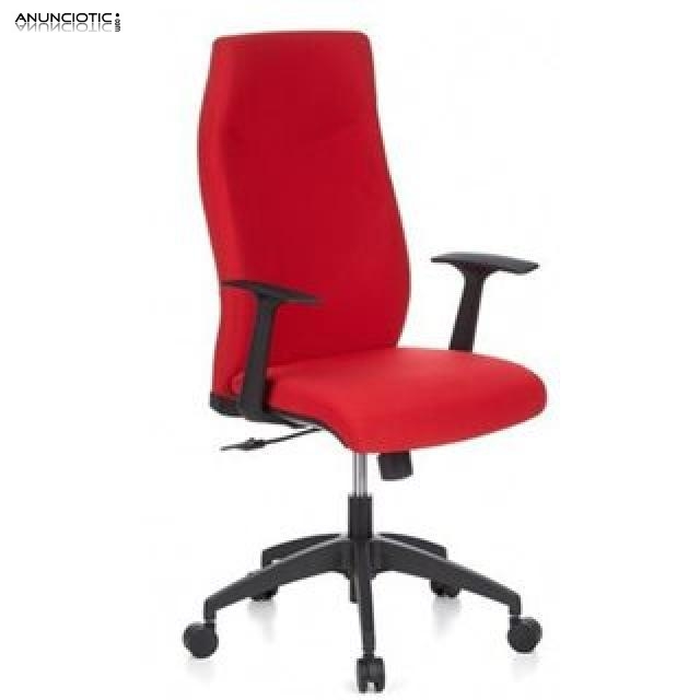 Moderna silla ergon&oacute;mica adaptada uso 8h