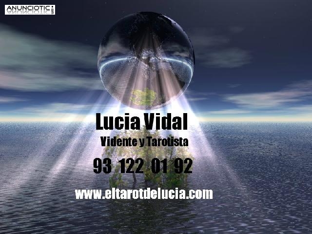 VIDENTE de nacimiento.TAROTISTA espa&ntilde;ola SIN gabinete LUCIA