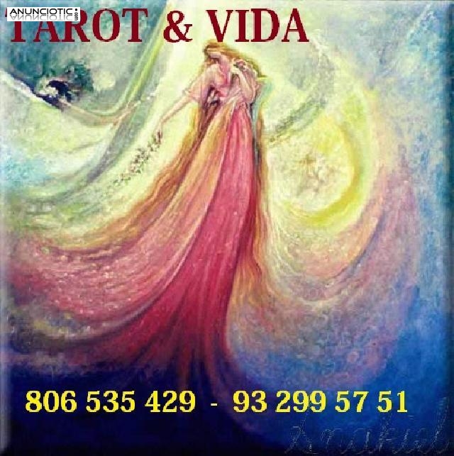 Vidente real de nacimiento. Vidente y tarotista aut&eacute;ntica.