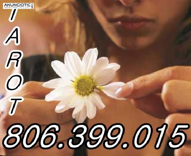 Tarot y videncia de Mar&iacute;a Padilla *  ESPECIALISTA EN TEMAS DE AMOR