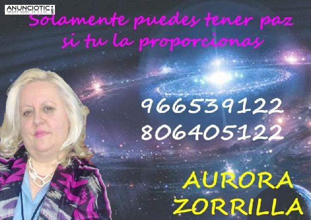 Tarotista sensitiva, real