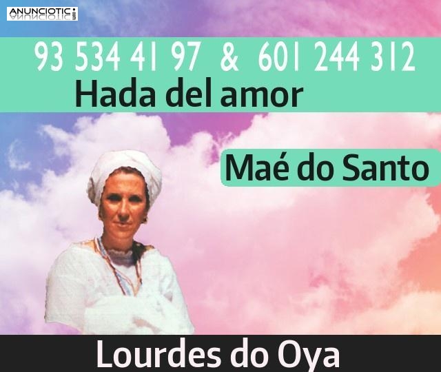 Trabajo sola, ma&eacute; do santo 