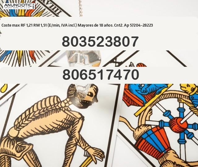 Ser&eacute; tu tarotista y vidente 