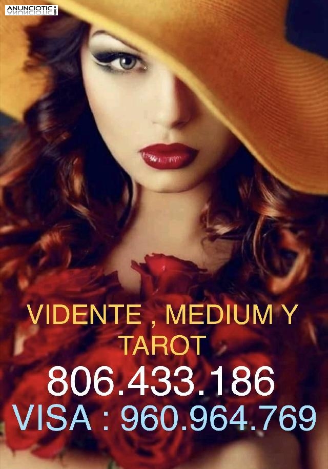 Vidente Tarotista econ&oacute;mica barata casi gratis sin gabinetes  