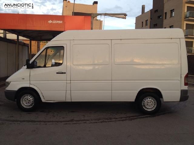 MUDANZAS Y PORTES DE CALIDAD Y ECON&Oacute;MICOS EN MOLLET DEL VALLES