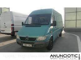 alquiler  de   furgonetas  grandes y peque&ntilde;as  con ayudantes