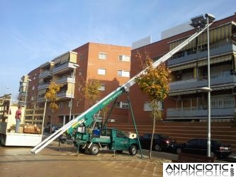 Alquiler de gr&uacute;a para mudanzas 