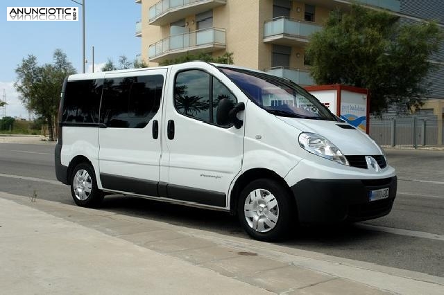 Renault Trafic P&aacute;ssenger Combi 2.0DCI 115CV. Impecable.