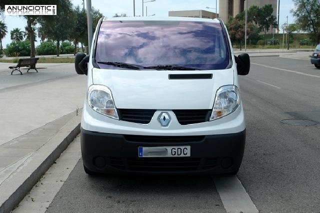 Renault Trafic P&aacute;ssenger Combi 2.0DCI 115CV. Impecable.