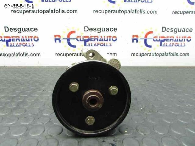 Bomba direccion 26058572 de renault