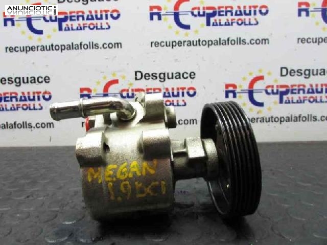 Bomba direccion 26058572 de renault