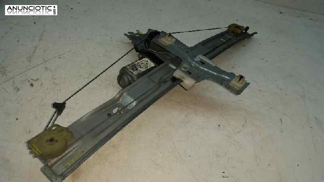 Elevalunas delantero izquierdo 3329589