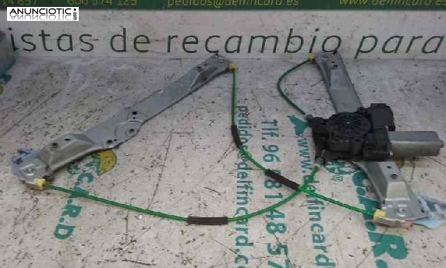 Elevalunas delantero derecho 3108033