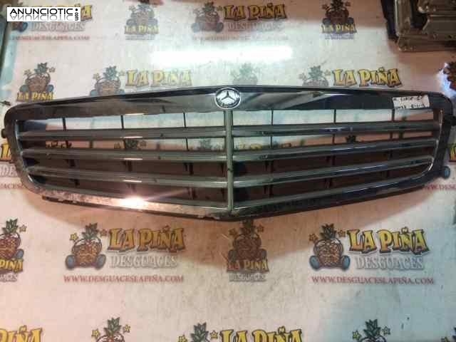 104612 rejilla mercedes clase c berlina
