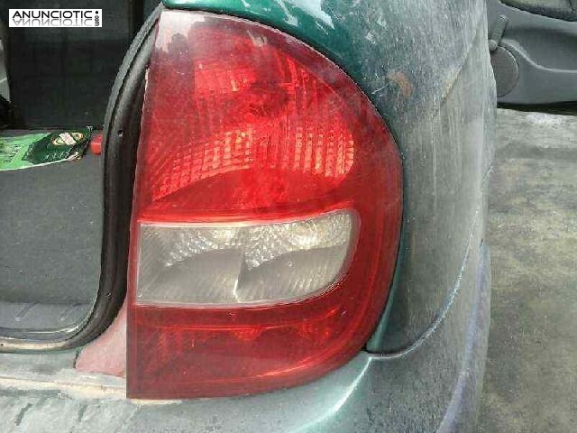 Piloto trasero derecho de