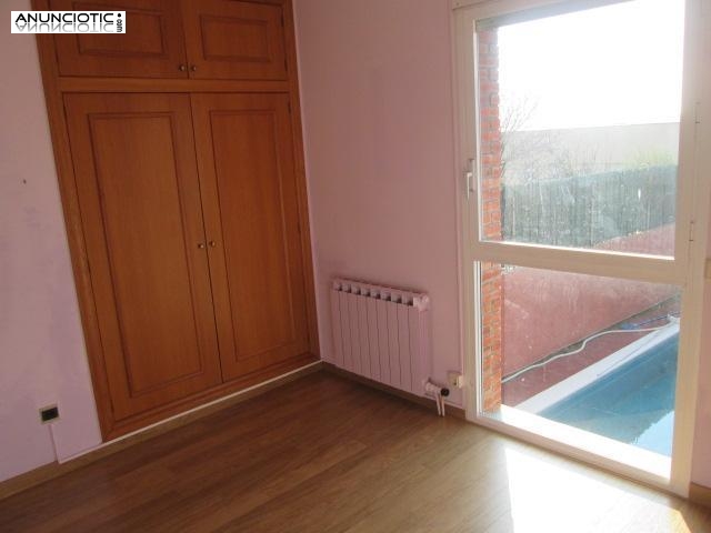 Espectacular chalet de dise&ntilde;o  con opci&oacute;n a compra