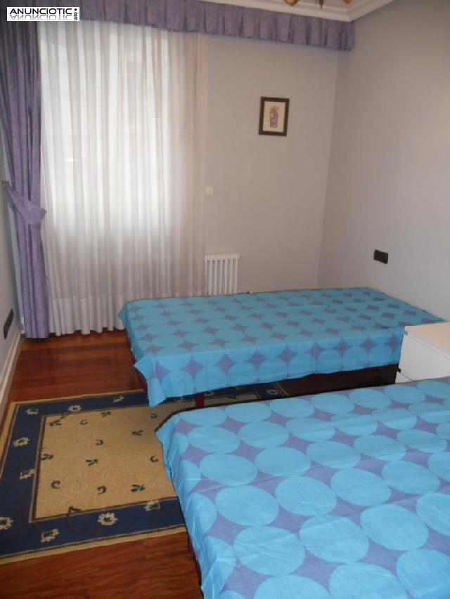 Bonito piso junto al parque de do&ntilde;a casilda