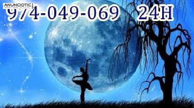  EL TAROT TE LLEVA DE LA MANO 4�15 MIN