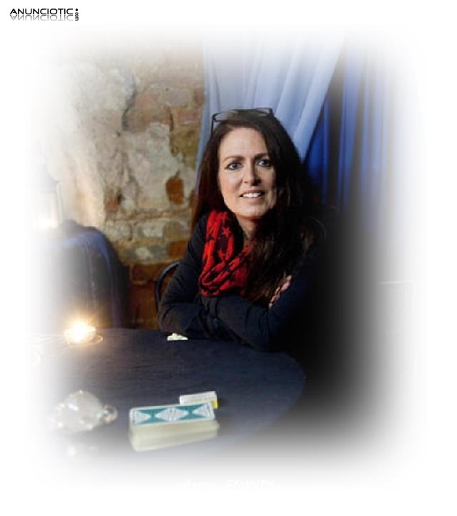 Significado De So&ntilde;ar Con Una Persona, Amor Con Tarot