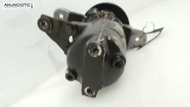 777002 bomba audi 100 berlina b&aacute;sico