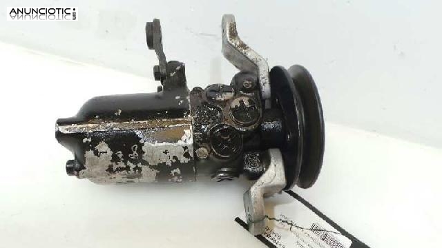 777002 bomba audi 100 berlina b&aacute;sico