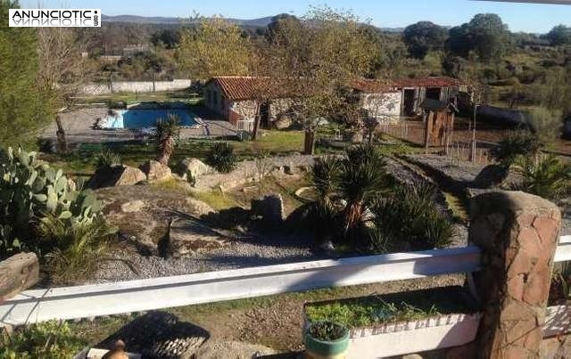 Casa/chalet de 194 m en c&aacute;ceres