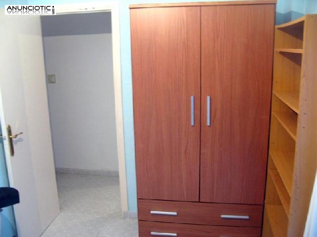 Piso en zona cruz de los ca&iacute;dos