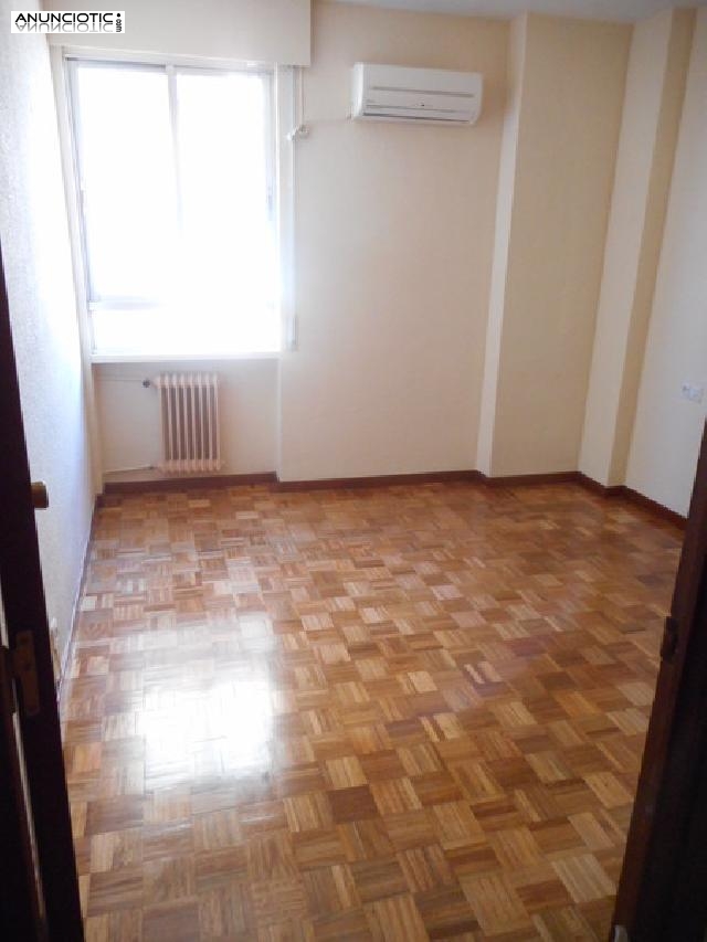 Piso en c&aacute;ceres de 119 m2