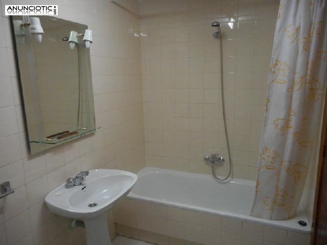 Apartamento en c&aacute;ceres de 53 m2