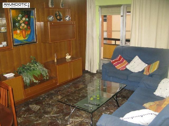 Piso en c&aacute;ceres de 134 m2